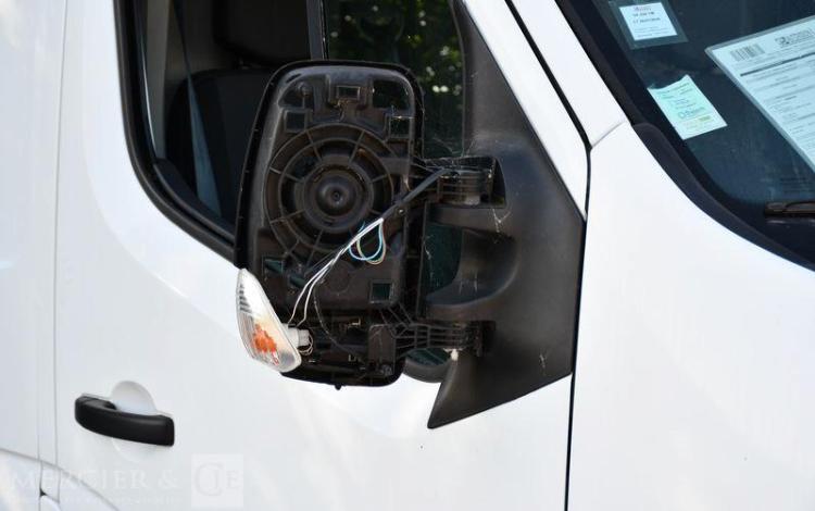 RENAULT MASTER BLANC GF-238-YM