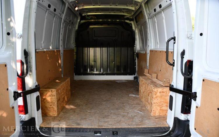 RENAULT MASTER BLANC GF-238-YM