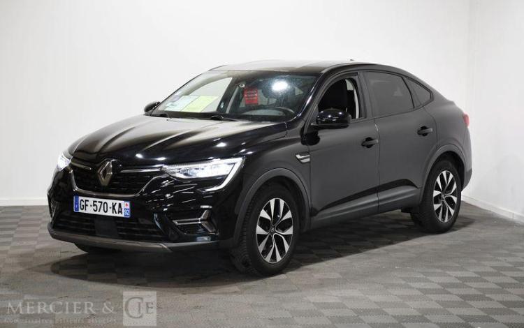 RENAULT ARKANA HYBRID E-TECH 145CH NOIR GF-570-KA