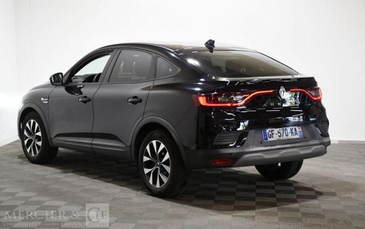 RENAULT ARKANA HYBRID E-TECH 145CH NOIR GF-570-KA