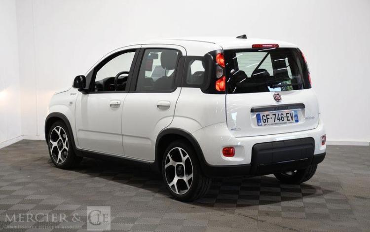 FIAT PANDA 1.0 70ch BSG MHEV SPORT BLANC GF-746-EV