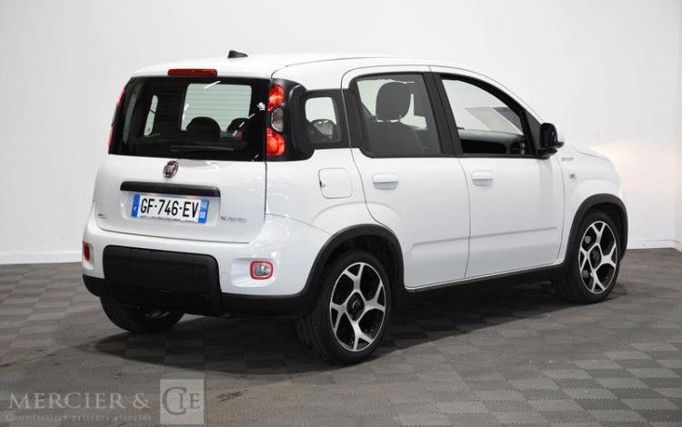 FIAT PANDA 1.0 70ch BSG MHEV SPORT BLANC GF-746-EV