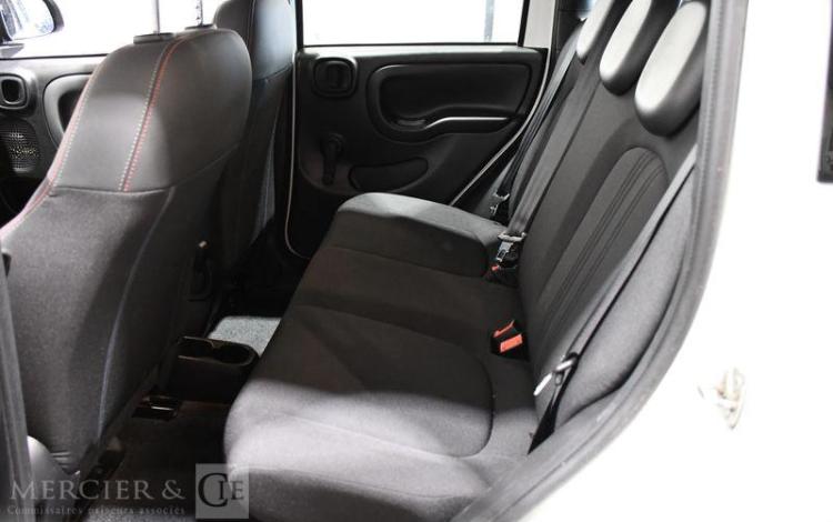 FIAT PANDA 1.0 70ch BSG MHEV SPORT BLANC GF-746-EV