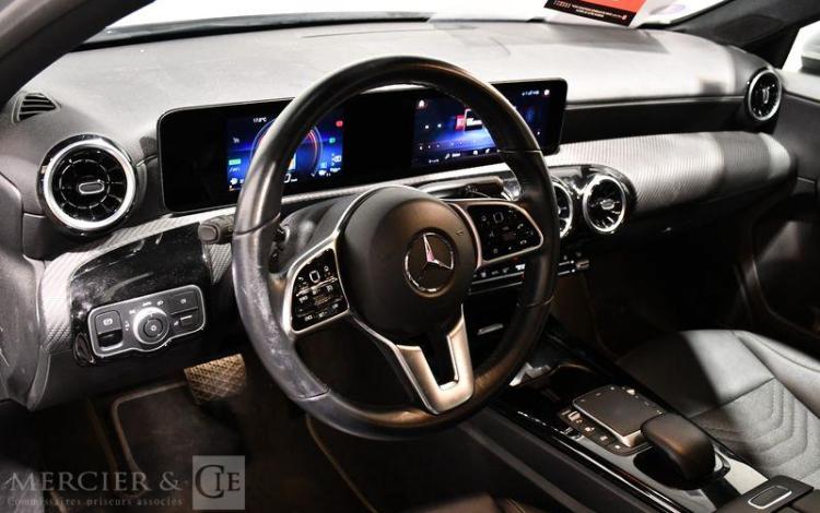 MERCEDES CLASSE A 250 e 8G-DCT BUSINESS LINE GRIS GG-105-HS