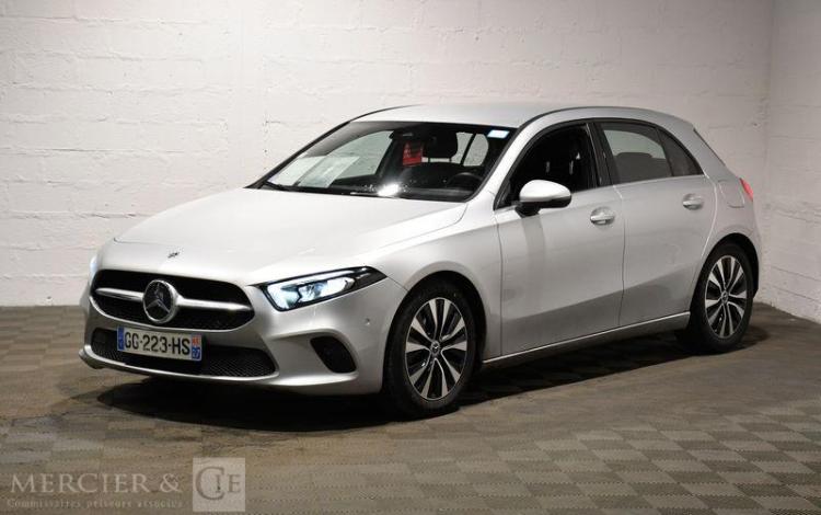 MERCEDES CLASSE A 180 BM6 BUSINESS LINE 5P GRIS GG-223-HS