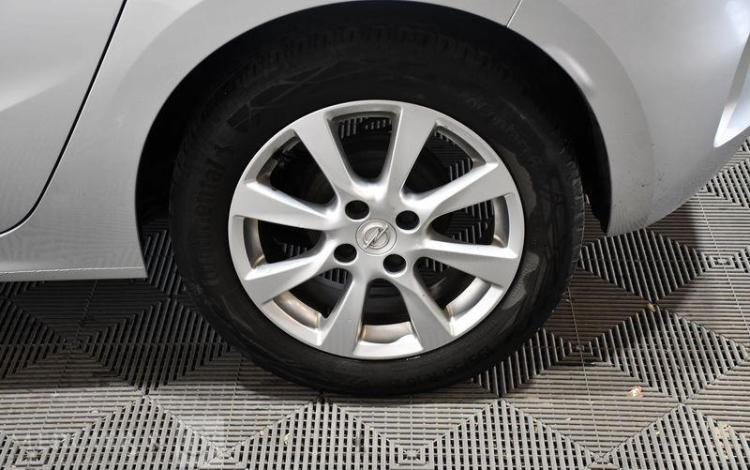 OPEL CORSA EDITION GRIS GG-385-GM