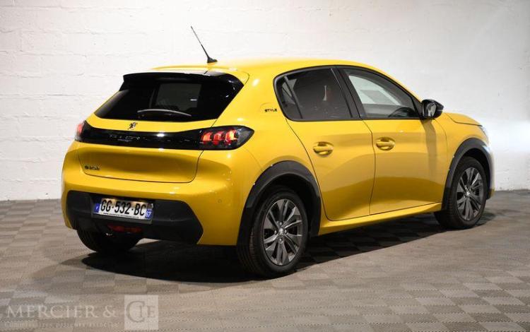 PEUGEOT e-208 135ch 50KWH STYLE JAUNE GG-532-BC