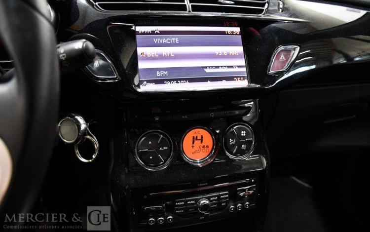 CITROEN DS3 1,6 HDI 90 AIRDREAM SOCHIC ROUGE GH-289-XK