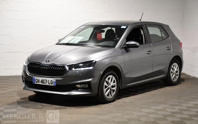 SKODA FABIA 1.0 TSI 110ch AMBITION DSG GRIS GH-467-LQ