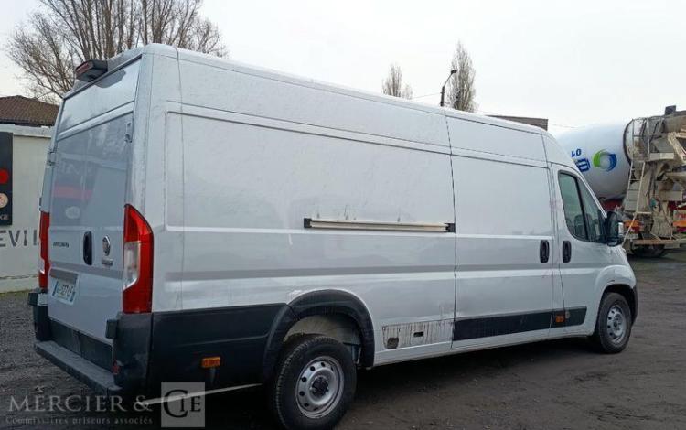 FIAT DUCATO FOURGON XLH2 3.5T 140ch – DIESEL – AN 2022 BLANC GJ-527-LF