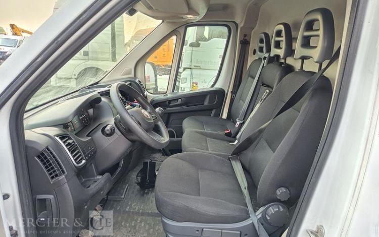 FIAT DUCATO FOURGON XLH2 3.5T 140ch – DIESEL – AN 2022 BLANC GJ-527-LF