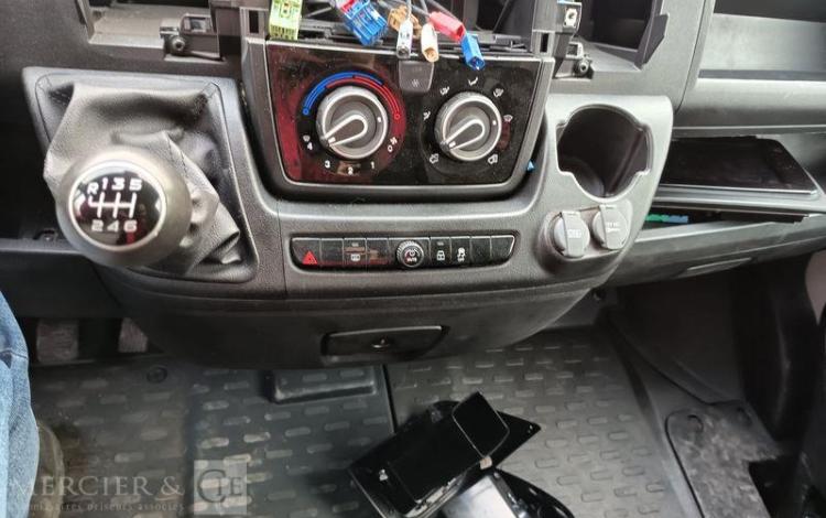 FIAT DUCATO FOURGON XLH2 3.5T 140ch – DIESEL – AN 2022 BLANC GJ-527-LF