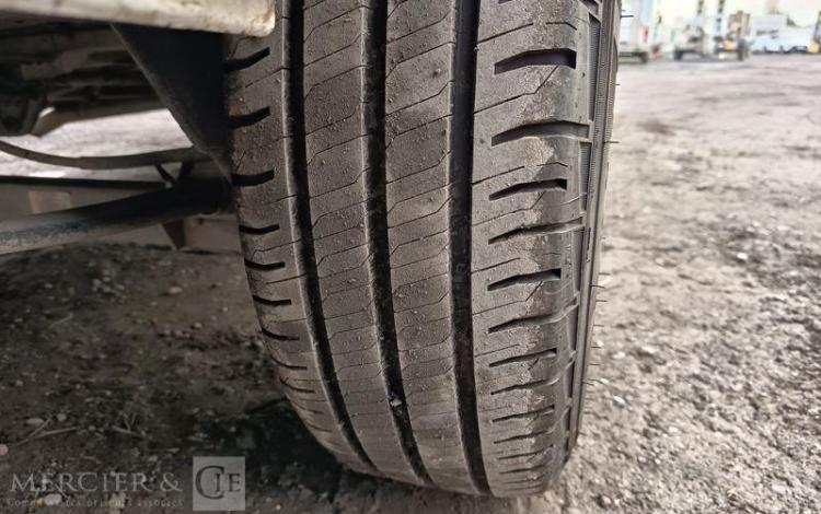 FIAT DUCATO FOURGON XLH2 3.5T 140ch – DIESEL – AN 2022 BLANC GJ-527-LF