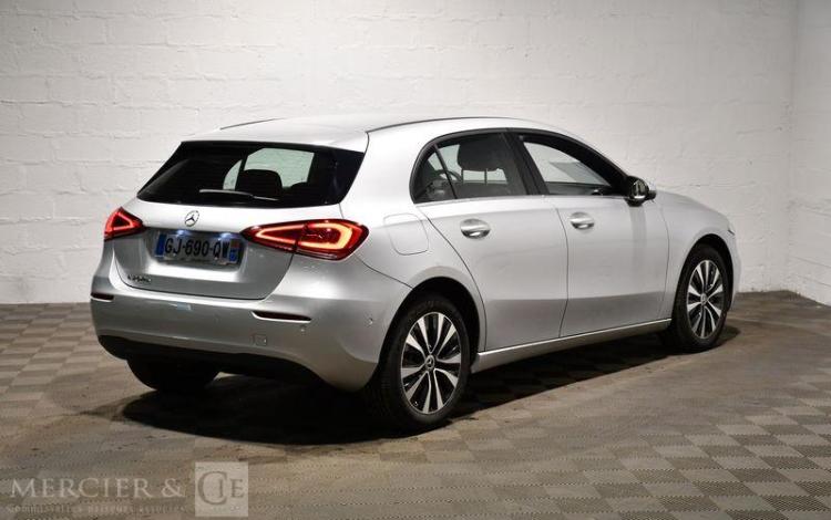 MERCEDES CLASSE A 250 e 8G-DCT BUSINESS LINE GRIS GJ-690-QW