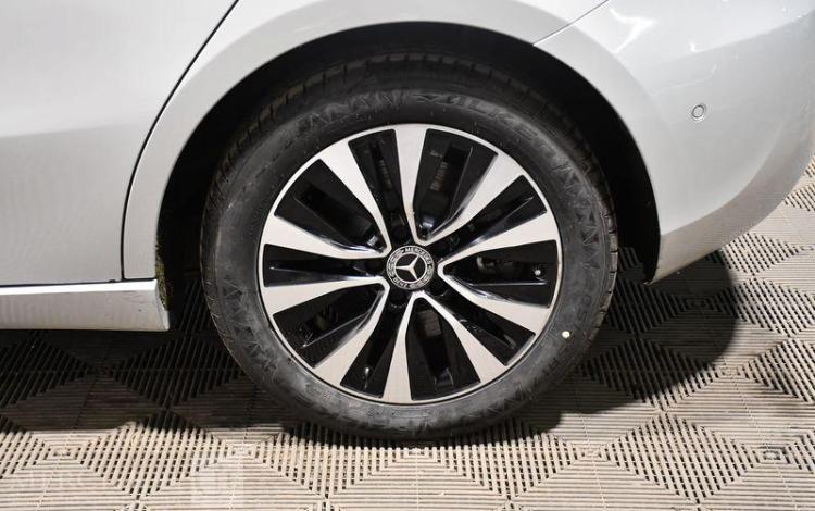 MERCEDES CLASSE A 250 e 8G-DCT BUSINESS LINE GRIS GJ-690-QW
