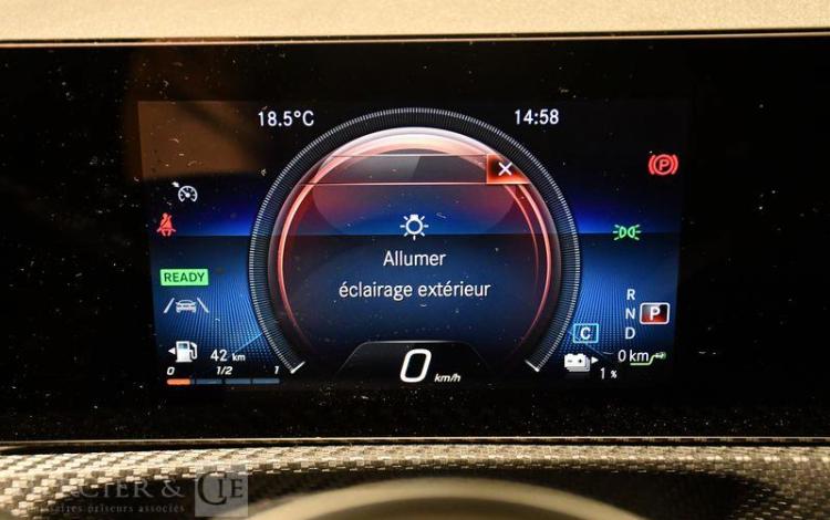 MERCEDES CLASSE A 250 e 8G-DCT BUSINESS LINE GRIS GJ-690-QW