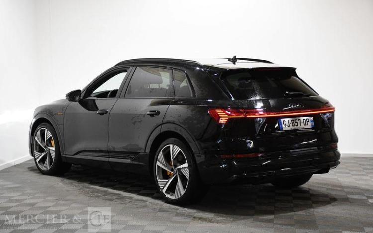 AUDI e-TRON 55 95kWh 410ch S-LINE QUATTRO BVA NOIR GJ-857-QP