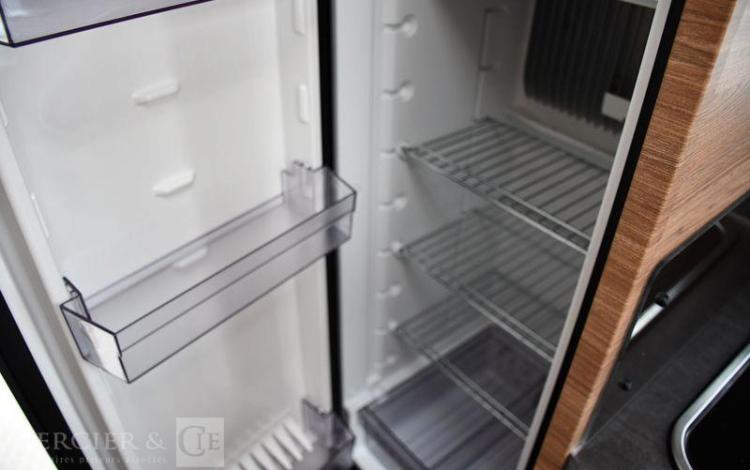 WEINSBERG CARAVANE WEINSBERG BLANC GJ-865-XL