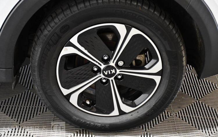 KIA XCEED ACTIVE BLANC GJ-930-KZ