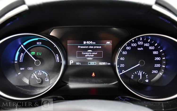 KIA XCEED ACTIVE BLANC GJ-930-KZ