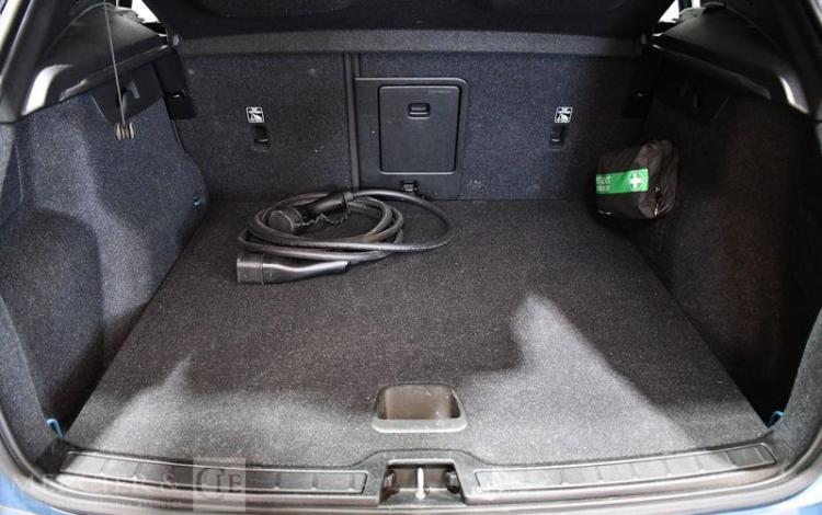 VOLVO XC40 ELECTRIQUE 231ch 69KWH START BLEU GM-168-RG