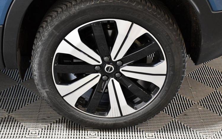 VOLVO XC40 ELECTRIQUE 231ch 69KWH START BLEU GM-168-RG