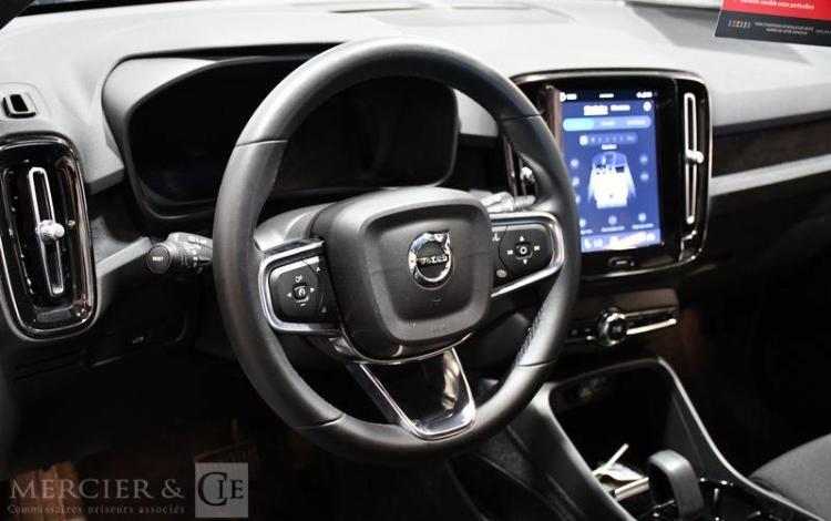VOLVO XC40 ELECTRIQUE 231ch 69KWH START BLEU GM-168-RG