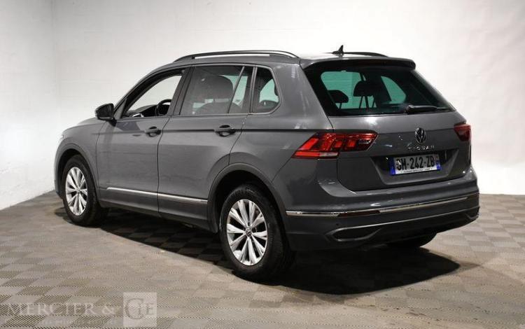 VOLKSWAGEN TIGUAN 2.0 TDI 150ch LIFE PLUS DSG GRIS GM-242-ZB