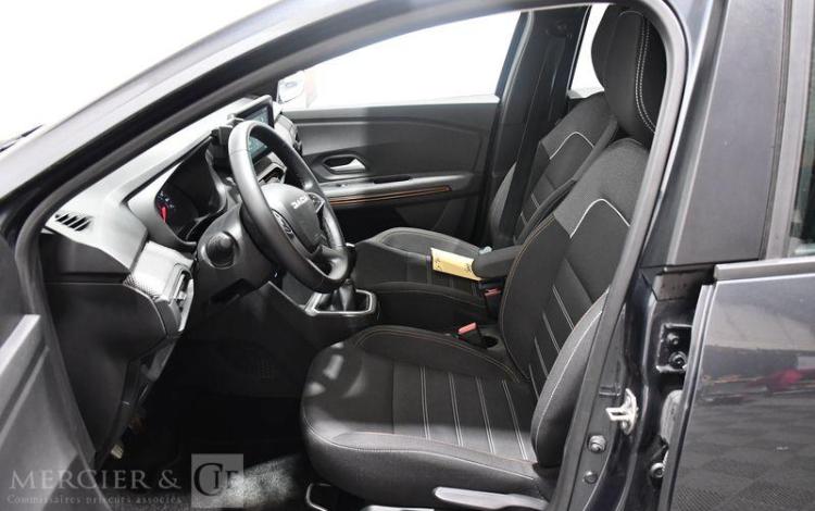 DACIA SANDERO STEPWAY GRIS GM-348-FJ