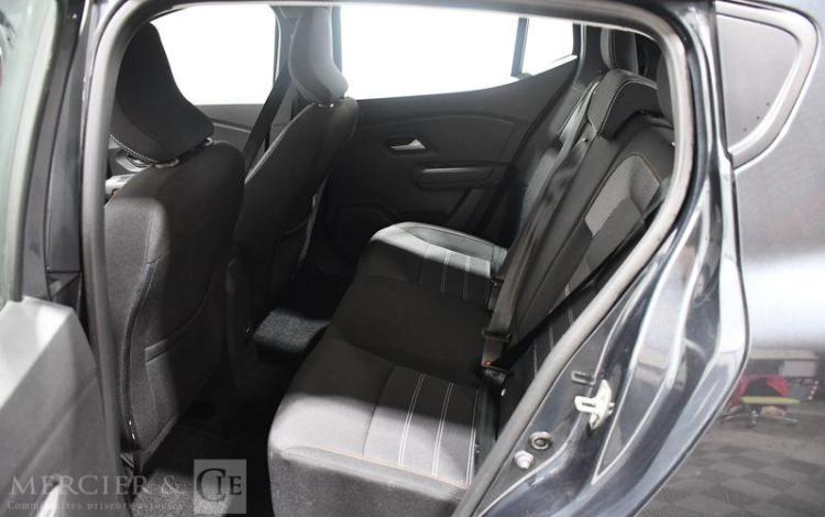 DACIA SANDERO STEPWAY GRIS GM-348-FJ
