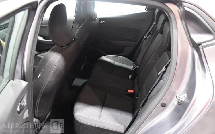 RENAULT CLIO TCE 90 EQUILIBRE GRIS GQ-942-VS