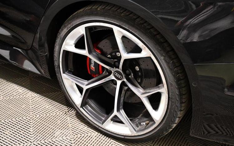 AUDI RS6 NOIR GR-295-WX