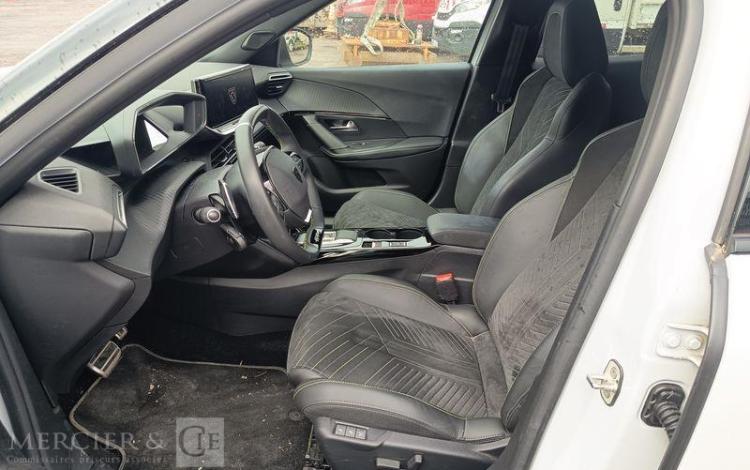 PEUGEOT 2008 1,5 BLUE HDI 16V S&S 130 CV – DIESEL – 55351 KMS – ANNEE 2023 BLANC GS-185-CP