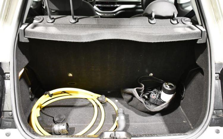 FIAT 500e 95ch 23.7KWH BLANC GS-681-KE