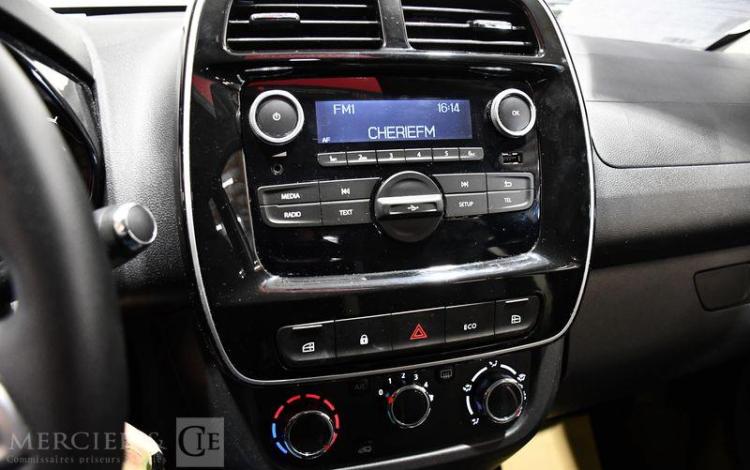 DACIA SPRING 45ch 27.4KWH ACHAT-INTEGRAL ESSENTIAL BLANC GT-188-AT