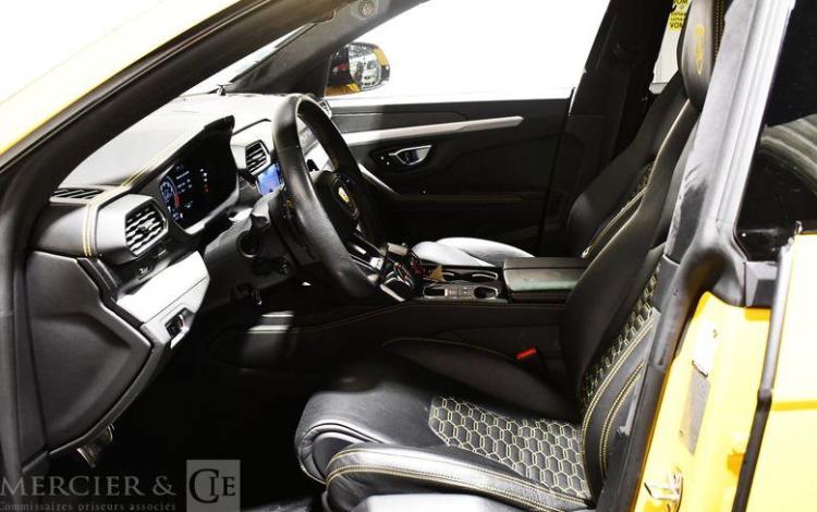 LAMBORGHINI URUS 4,0 V8 BITURBO BASE JAUNE GT-358-TA