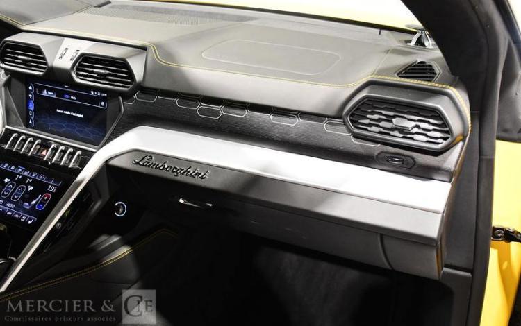 LAMBORGHINI URUS 4,0 V8 BITURBO BASE JAUNE GT-358-TA