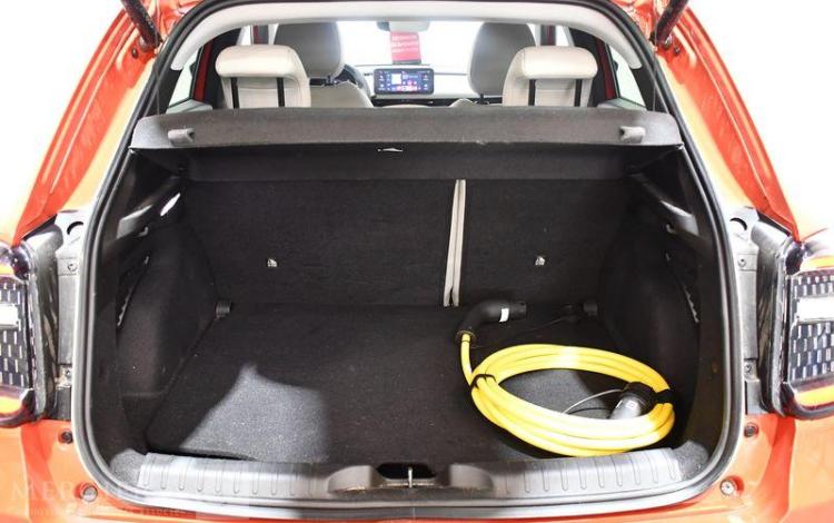 FIAT 600 ELECTRIQUE 155ch 54KWH LA-PRIMA ORA GT-857-WW