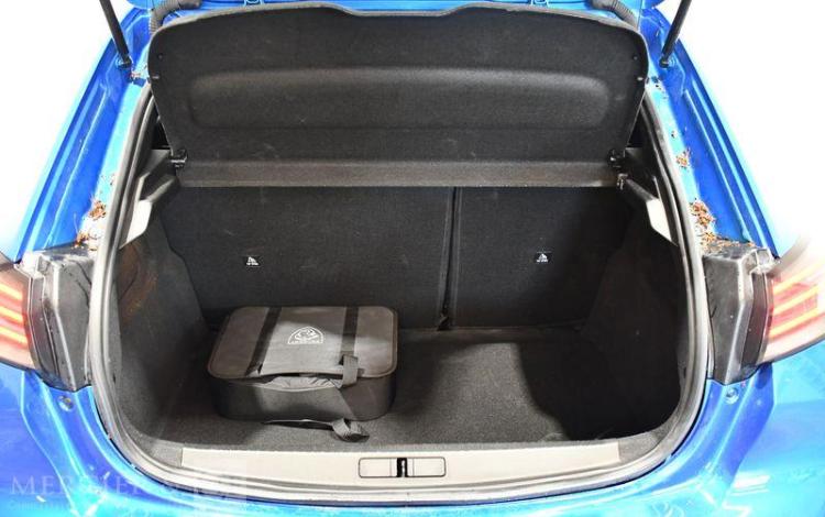 PEUGEOT e-208 STYLE BLEU GV-248-GK