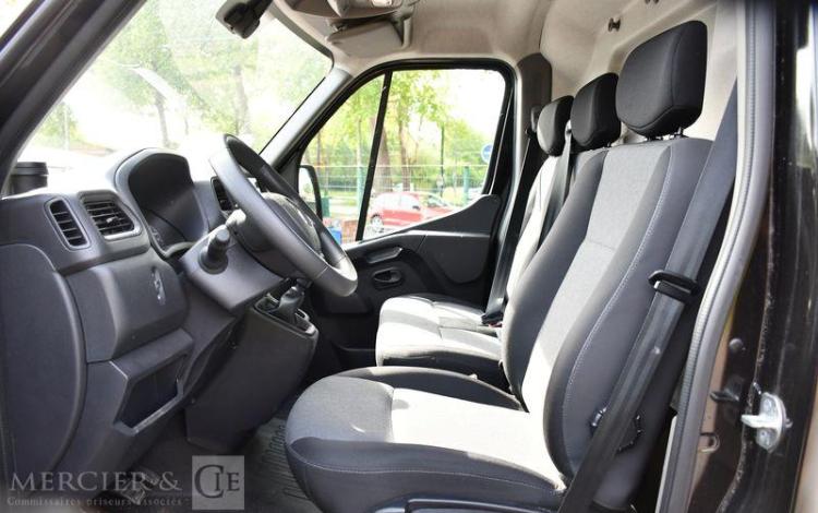 RENAULT MASTER FG F3300 L2H2 BLUE DCI NOIR GW-005-FX