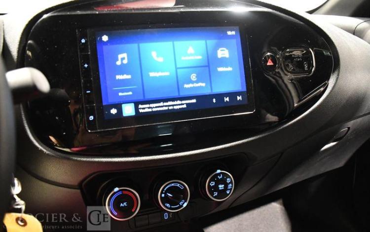 TOYOTA AYGO X BLANC GY-418-SZ