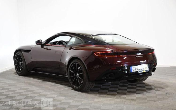 ASTON MARTIN DB11  GY-489-KA