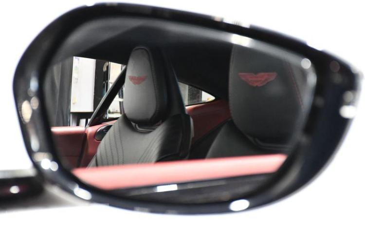 ASTON MARTIN DB11  GY-489-KA