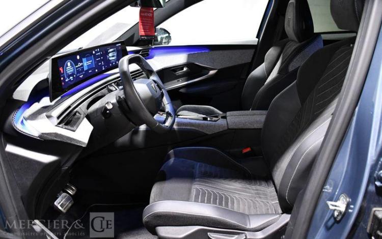 PEUGEOT e-3008 215ch 73KWH GT BLEU GY-758-TF