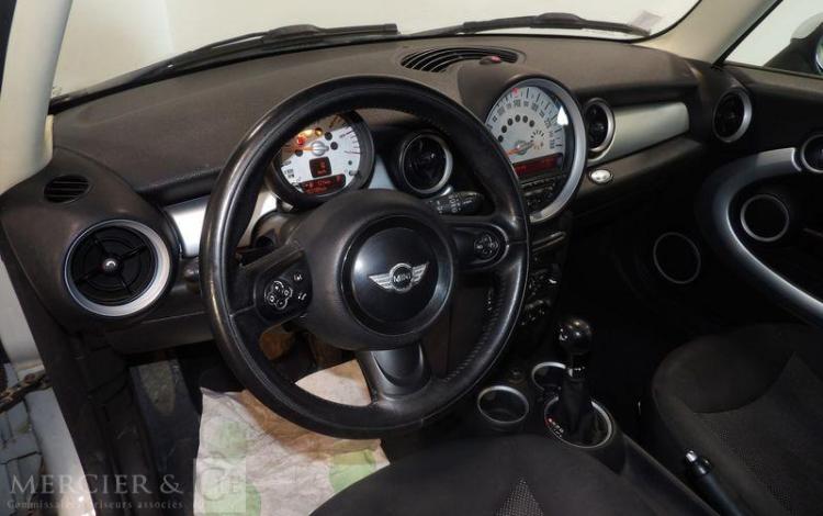 MINI COOPER 2.0 D 110CH BVA GRIS GY-933-PY
