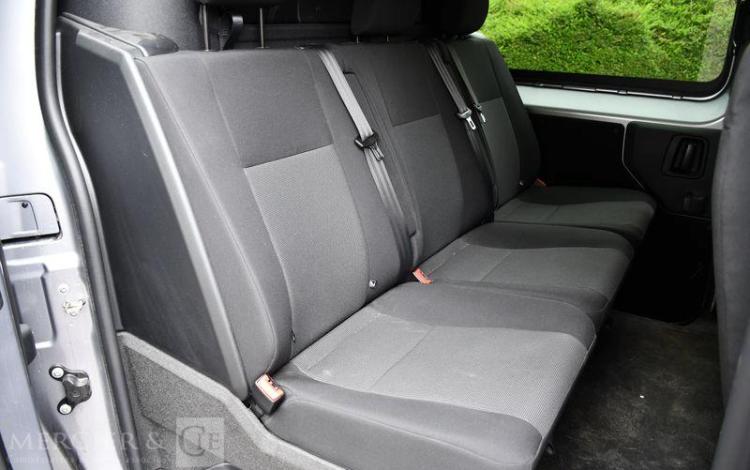 PEUGEOT EXPERT 2.0 BLUEHDI 180ch L2 PREMIUM CABINE APPROFONDIE EAT GRIS HA-975-VB