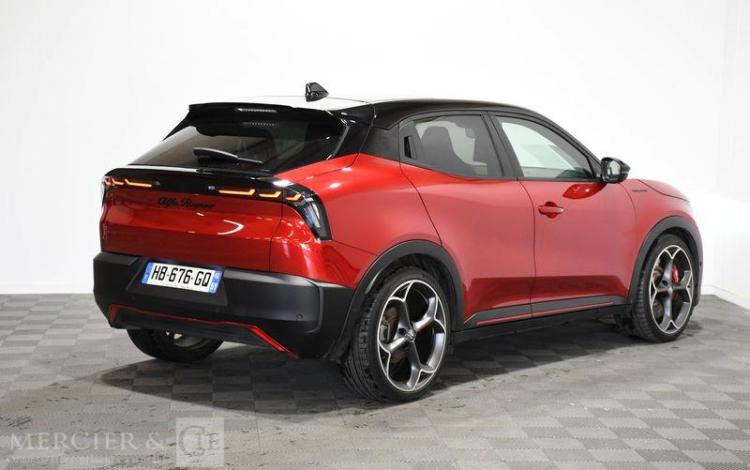 ALFAROMEO JUNIOR ELECTRIQUE 280ch 54KWH VELOCE ROUGE HB-676-GQ