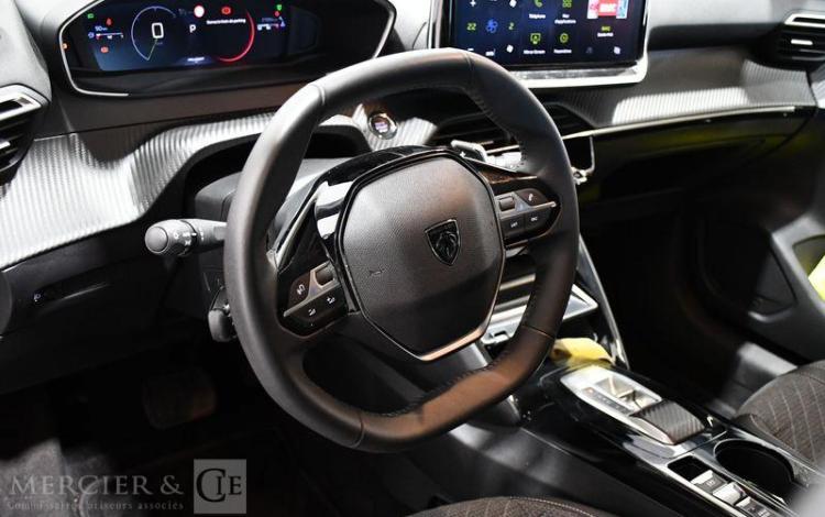 PEUGEOT 208 A,E GRIS HC-157-LN
