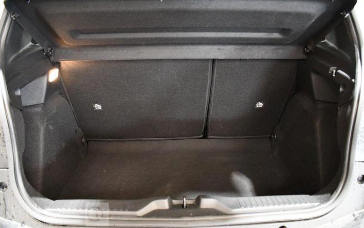 CITROEN C3 BLANC HC-704-TV