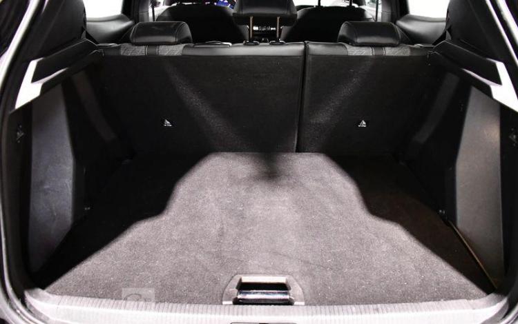PEUGEOT 2008 1.2 PURETECH 100ch ALLURE NOIR HF-343-MT